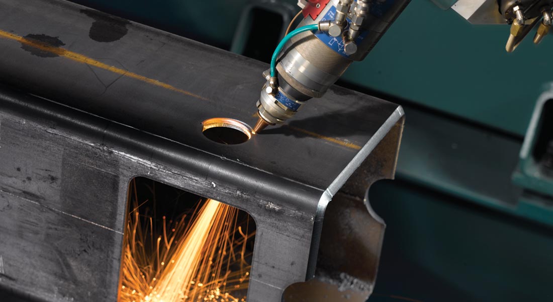 Corte-por-laser-vs.-corte-tradicional-¿cual-es-mas-eficiente Corte por láser vs. corte tradicional: ¿cuál es más eficiente?